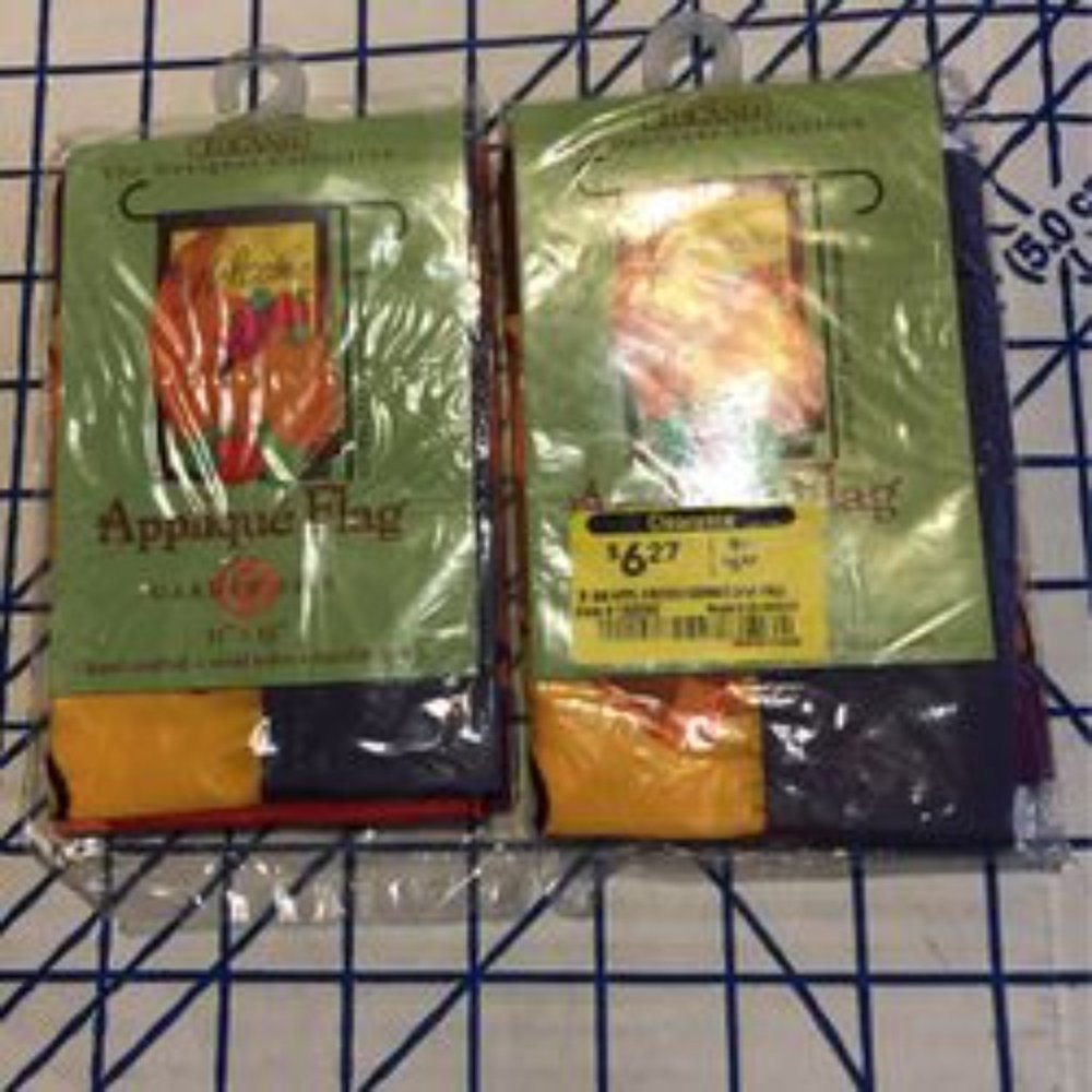 2 Small Garden Fall Welcome Flags